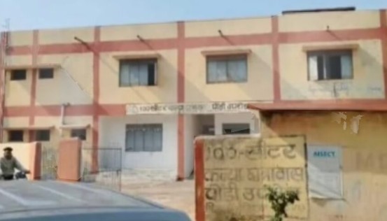 कन्या छात्रावास में छात्राओं के झूमने का सच आया सामने 