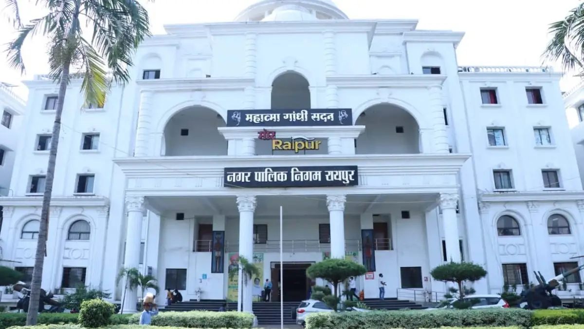 रायपुर निगम की रिकॉर्ड वसूली : एक दिन में 8.17 करोड़ संपत्तिकर जमा, जोन 2 और 5 सबसे आगे