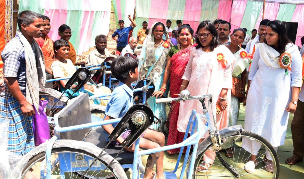 शासन की योजनाओं का लाभ जिले के अंतिम छोर तक पहुंची