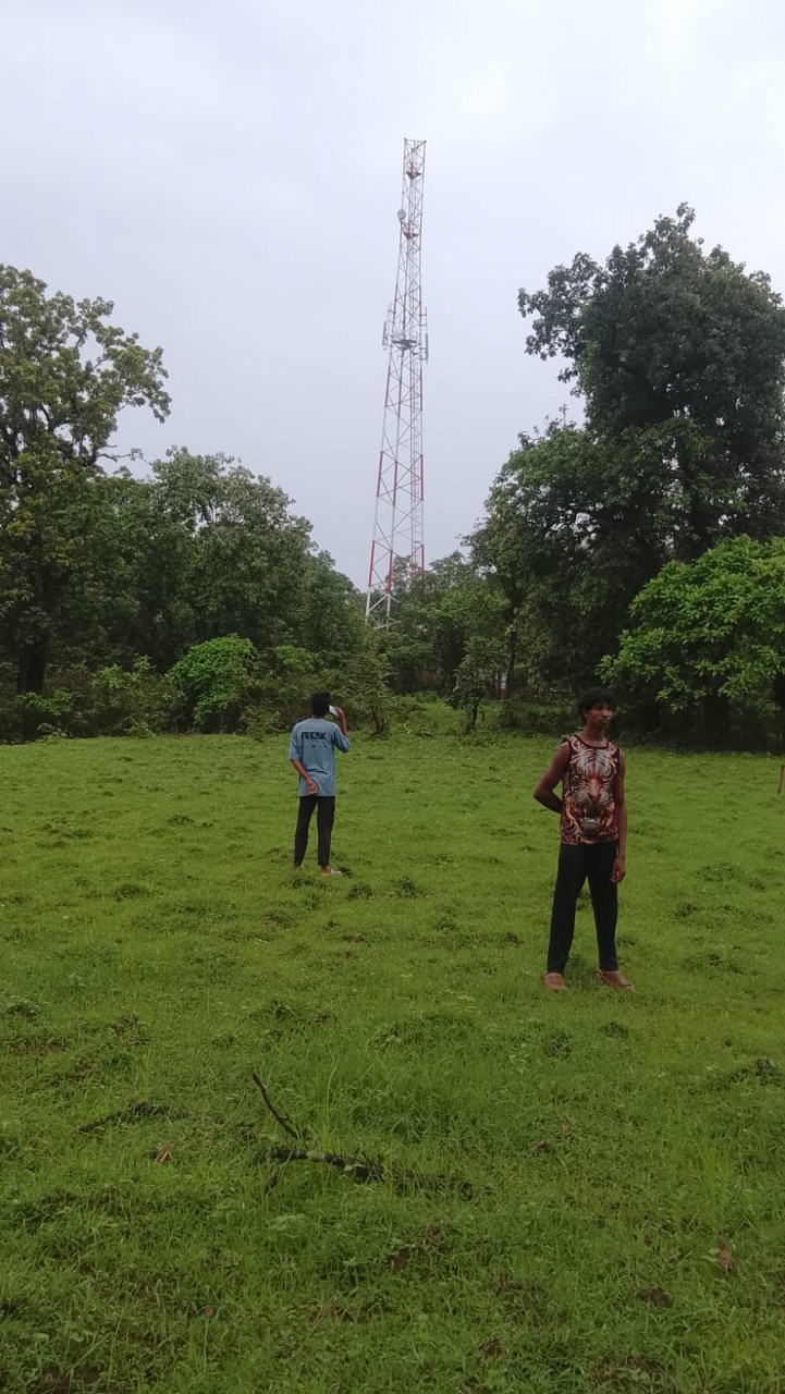 नेटवर्क की समस्या का सामना कर रहे ग्रामीणों के लिए मोबाइल टॉवर बड़ी सौगात 