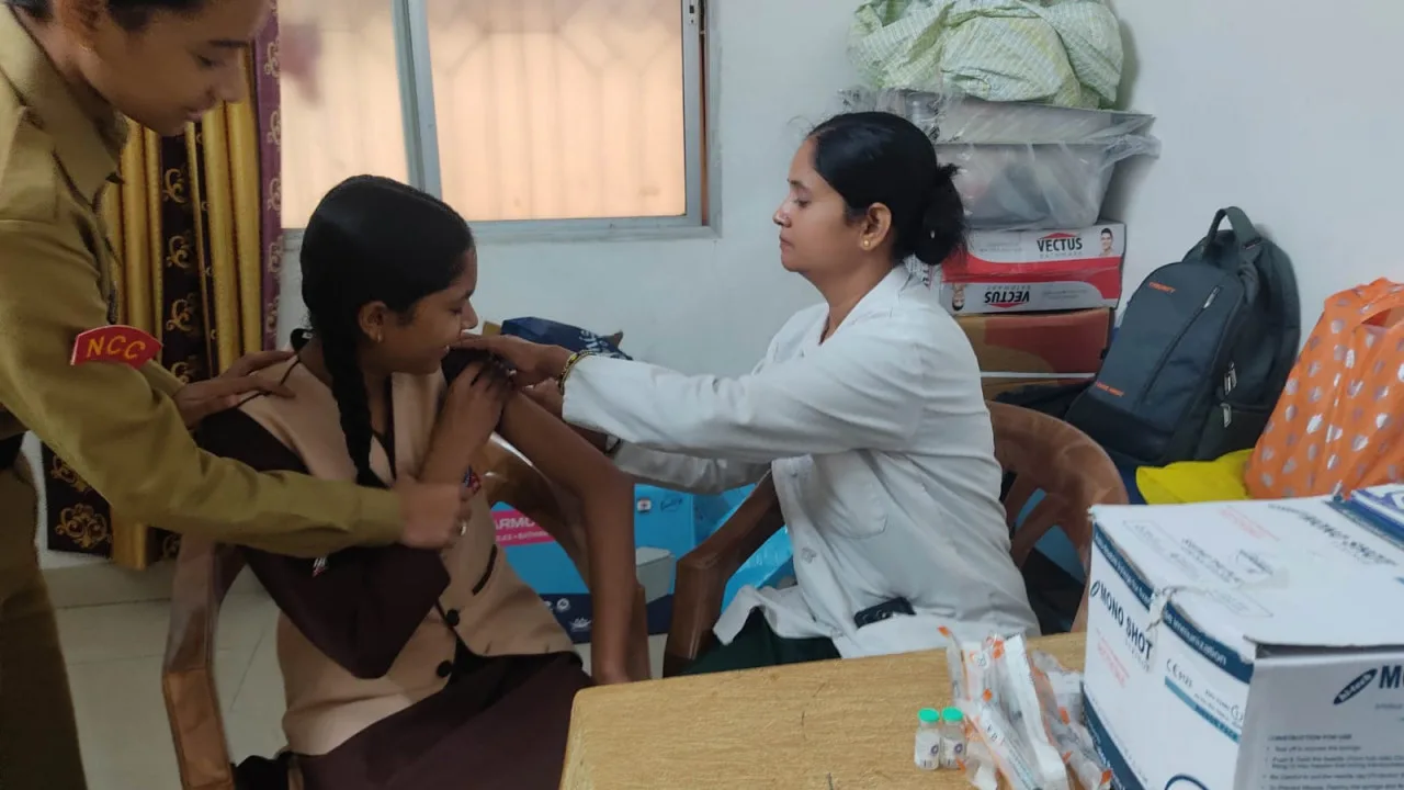 राजनांदगांव में एचपीवी टीकाकरण अभियान को मिला उत्साहजनक प्रतिसाद, 73.64 प्रतिशत लक्ष्य पूरा