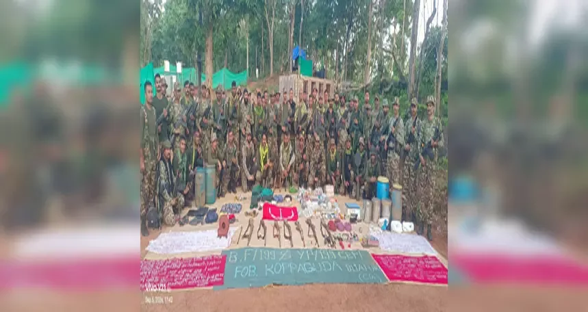 बीजापुर में CRPF की बड़ी कार्रवाई, जंगल से 14 नक्सली डंप बरामद, 99 सामग्री जब्त