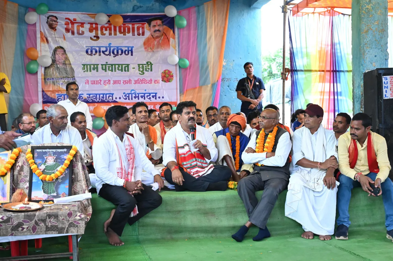 ग्राम छुई में ग्रामीणों के बीच पहुंचे उप मुख्यमंत्री विजय शर्मा, सुनी समस्याएं और विकास की मांगों पर की घोषणाएं