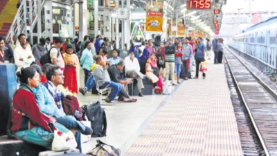 रायपुर में रेल यात्रियों की बढ़ी टेंशन, बंगाल रूट की सभी ट्रेनें फुल