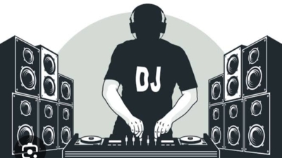 DJ की तेज आवाज से  घर का छज्ज गिरा