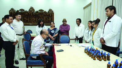 होम्योपैथिक स्वास्थ्य परीक्षण शिविर लोकभवन में 