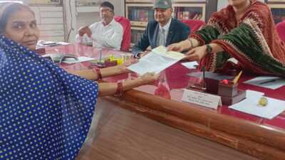 बीमा कंपनी पर उपभोक्ता आयोग का बड़ा फैसला, 7.45 लाख रुपये भुगतान के निर्देश