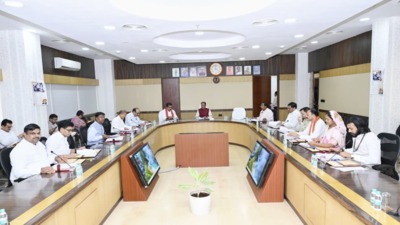मुख्यमंत्री साय की अध्यक्षता में केबिनेट की बैठक प्रारंभ