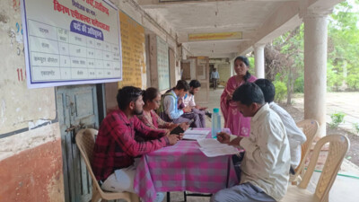 नौकरी की तलाश में पहुंचे 147 युवाओं में 13 को मिला ऑफर लेटर 