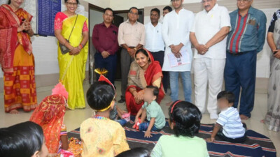 रायपुर की 'मातृछाया' बनी अनाथ बच्चों का सहारा, मंत्री लक्ष्मी राजवाड़े ने थपथपाई पीठ