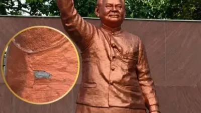 मानकों के विपरीत बनी अटल जी की प्रतिमा, इंजीनियर तत्काल प्रभाव से निलंबित