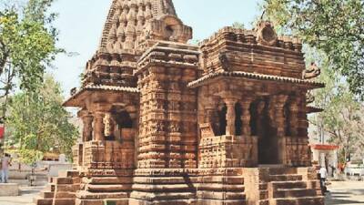 भोरमदेव मंदिर के लिए बूढ़ा महादेव मंदिर से 18 किलोमीटर की पदयात्रा आज 