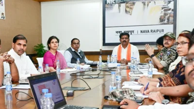 नक्सल प्रकरणों की वापसी के लिए प्रक्रिया में तेजी लाएं, 15 दिनों में जिला स्तरीय समितियों की बैठक करें - उप मुख्यमंत्री विजय शर्मा